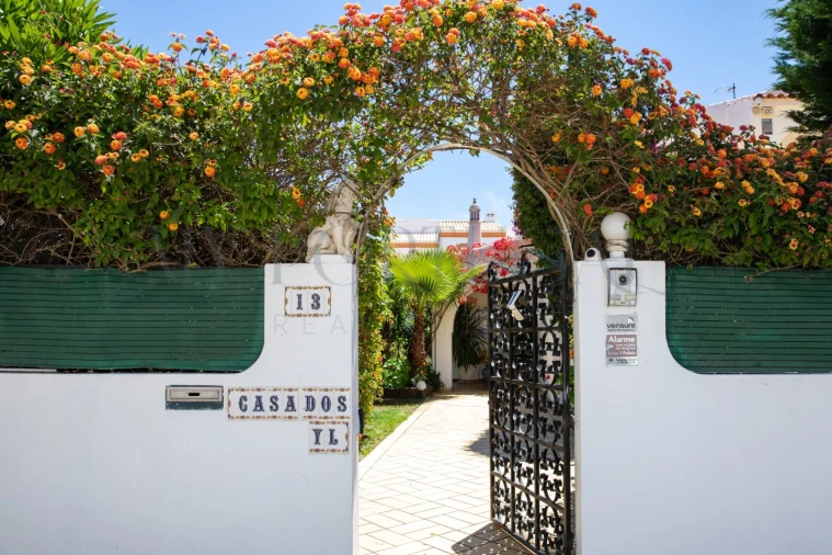 Moradia T3 para Venda em Albufeira e Olhos de Água Foto 4