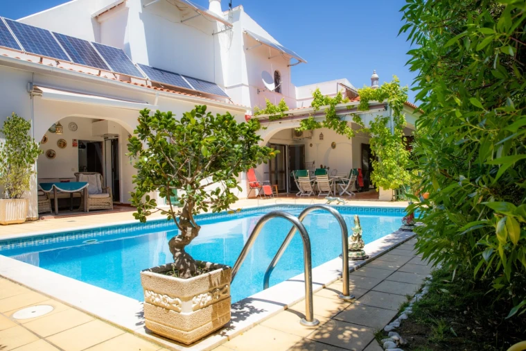 Moradia T3 para Venda em Albufeira e Olhos de Água Foto 6