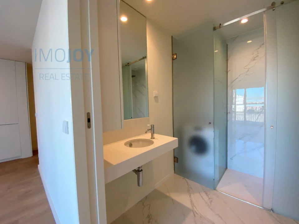 Apartamento T1 para Arrendamento em Paranhos Foto 7