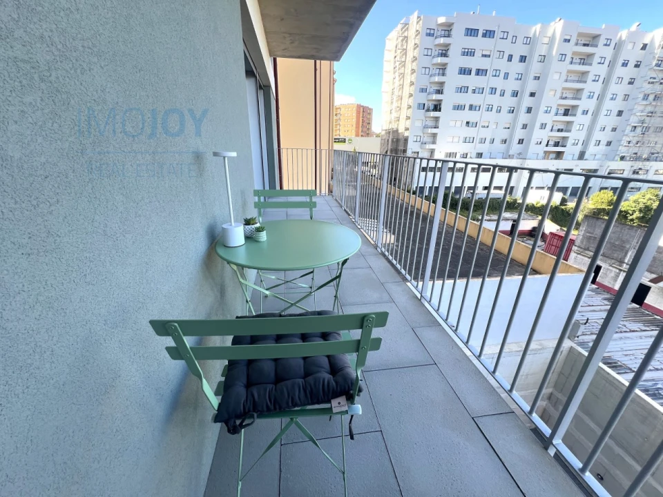 Apartamento T1 para Arrendamento em Paranhos Foto 24