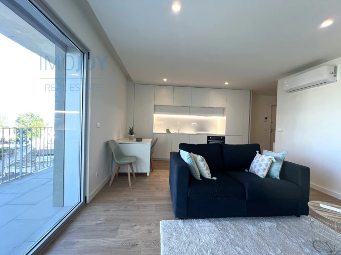 Apartamento T1 para Arrendamento em Paranhos Foto 2