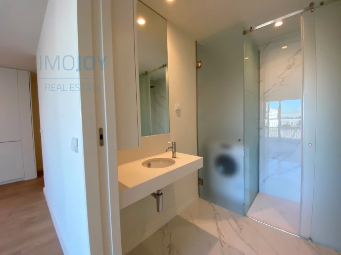 Apartamento T1 para Arrendamento em Paranhos Foto 7