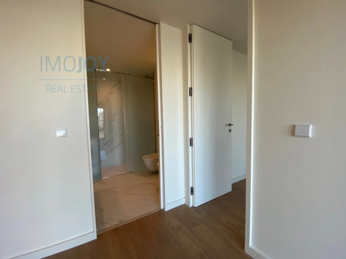 Apartamento T1 para Arrendamento em Paranhos Foto 14