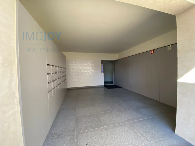 Apartamento T1 para Arrendamento em Paranhos Foto 20