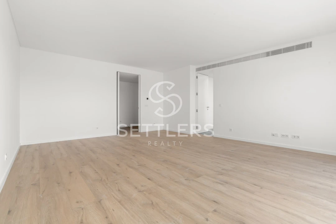 Apartamento T1 para Venda em Carcavelos e Parede Foto 5