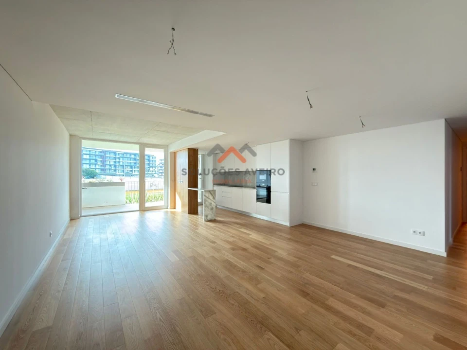 Apartamento T3 para Venda em Glória e Vera Cruz Foto 10