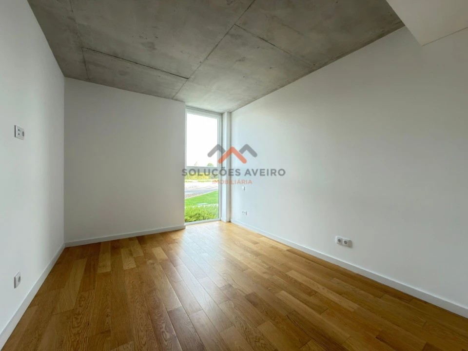 Apartamento T3 para Venda em Glória e Vera Cruz Foto 19