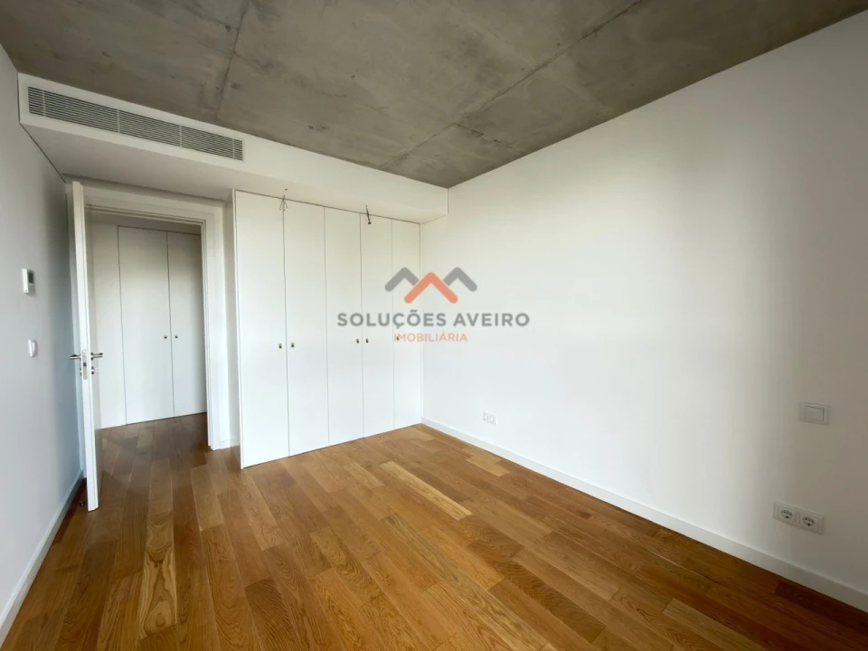 Apartamento T3 para Venda em Glória e Vera Cruz Foto 22