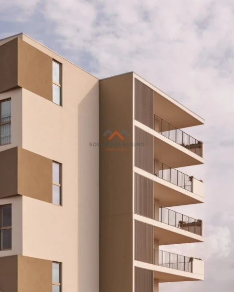 Apartamento T3 para Venda em Glória e Vera Cruz