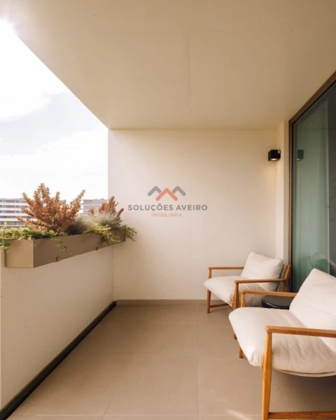 Apartamento T3 para Venda em Glória e Vera Cruz