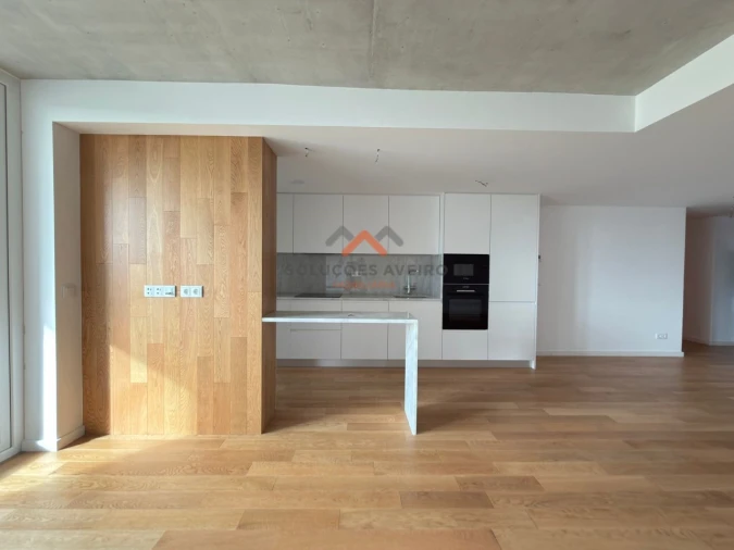 Apartamento T3 para Venda em Glória e Vera Cruz Foto 11