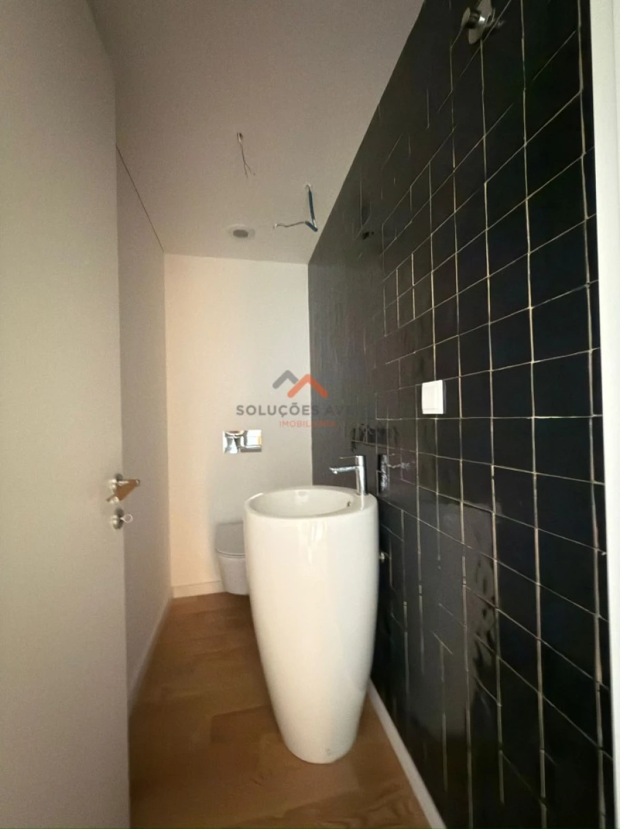 Apartamento T3 para Venda em Glória e Vera Cruz Foto 13