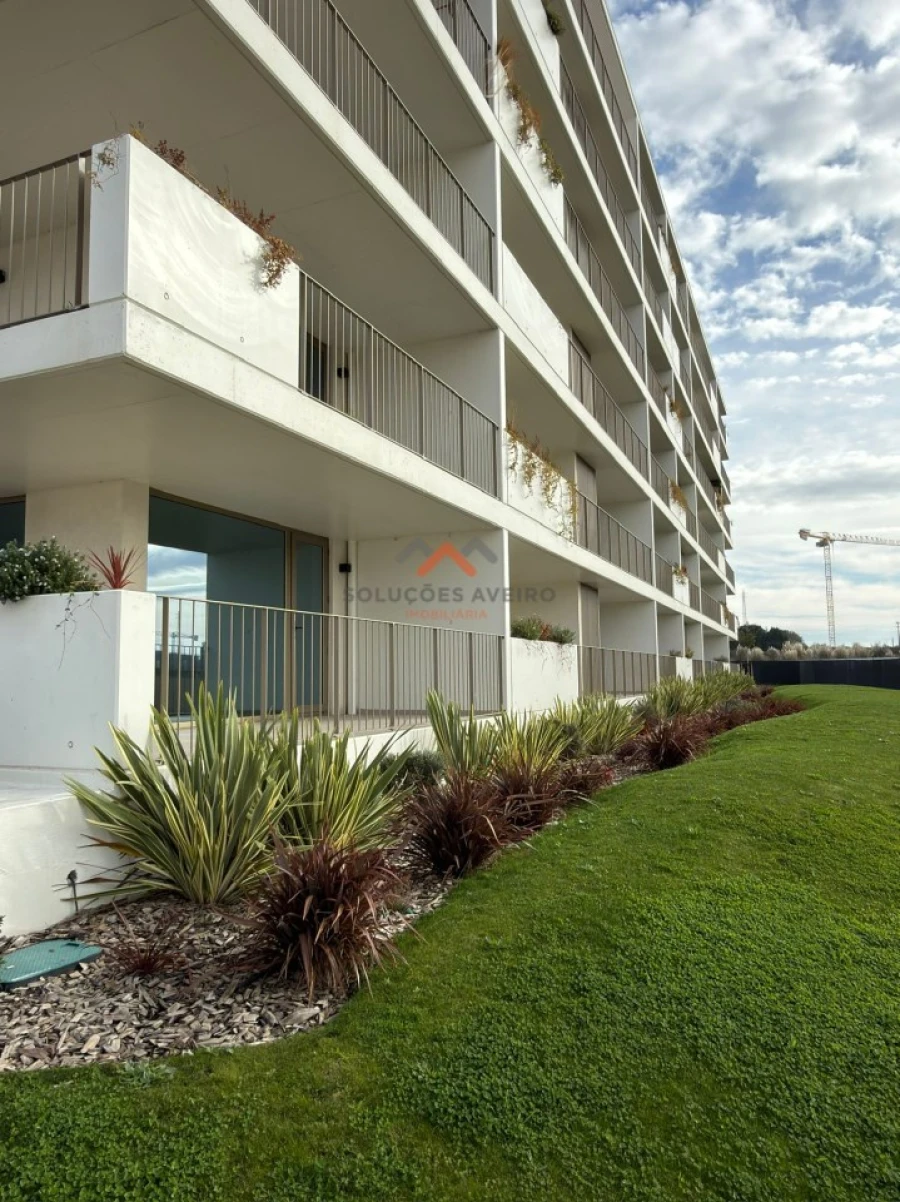 Apartamento T3 para Venda em Glória e Vera Cruz Foto 28