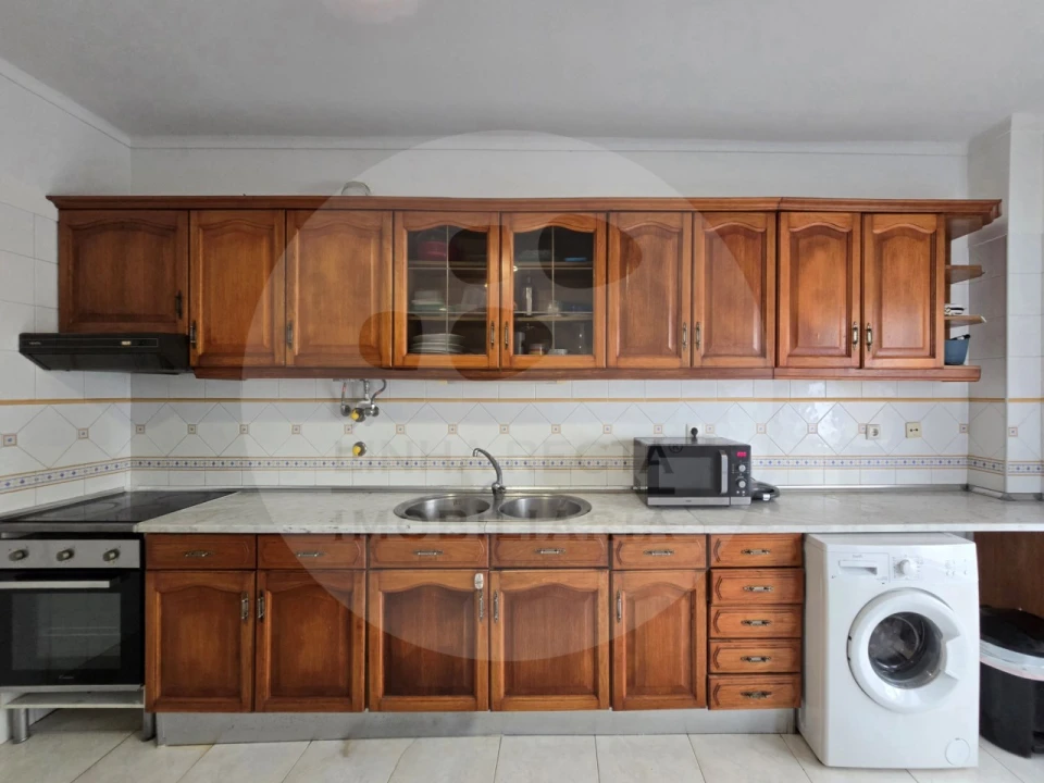 Apartamento T2 para Venda em Setubal (São Sebastião) Foto 1