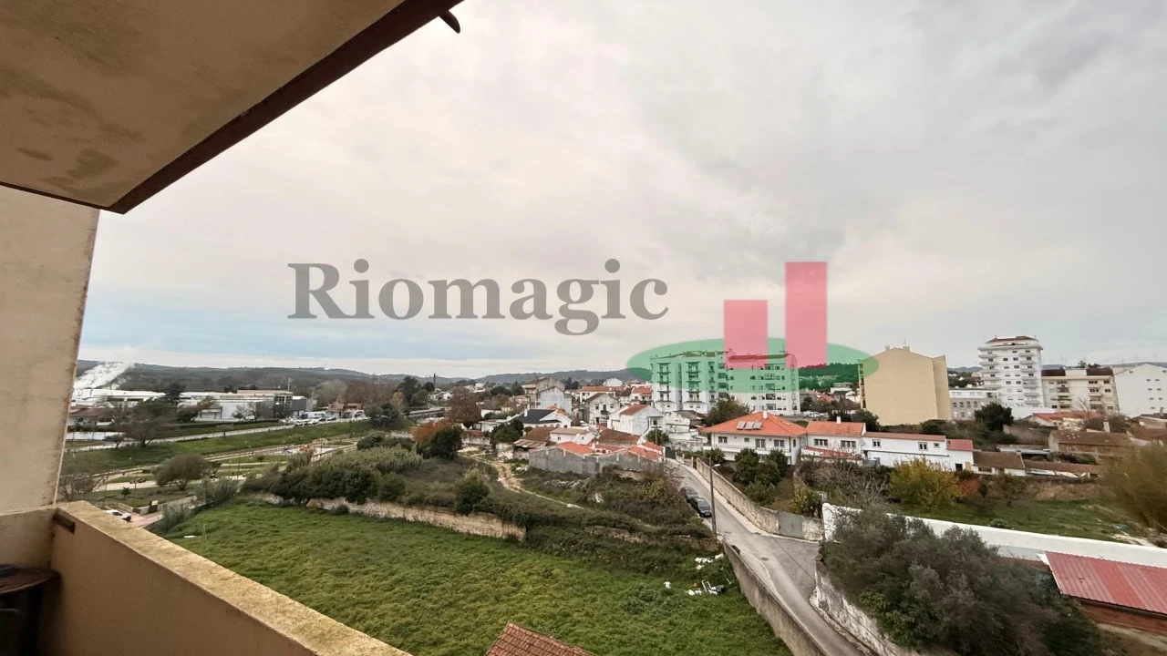 Apartamento T4 para Venda em Rio Maior Foto 29