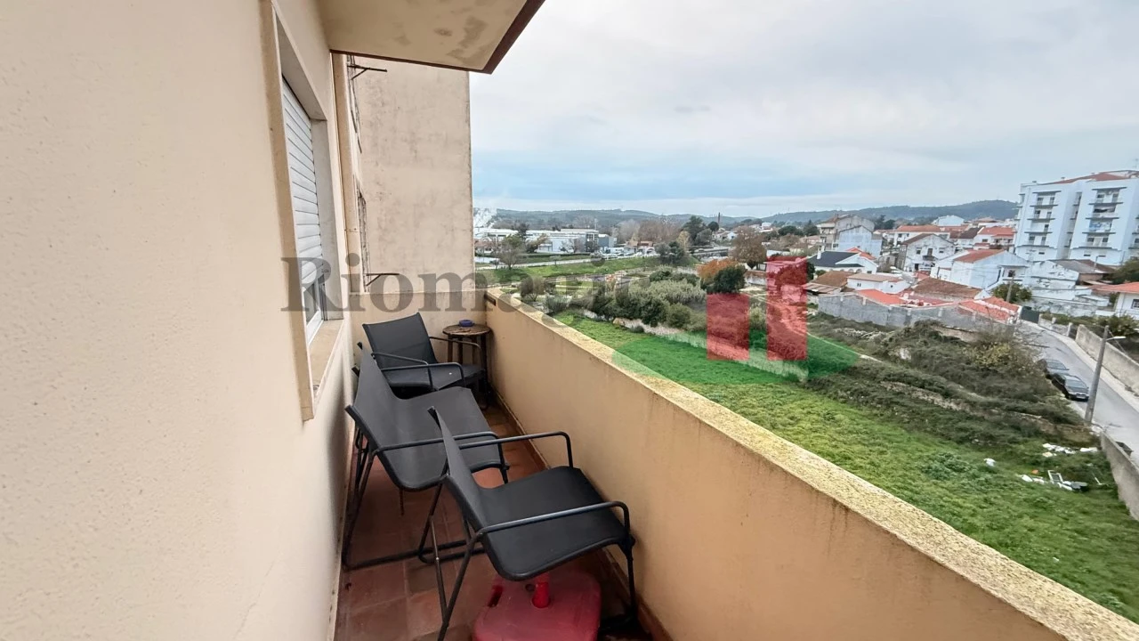 Apartamento T4 para Venda em Rio Maior Foto 31