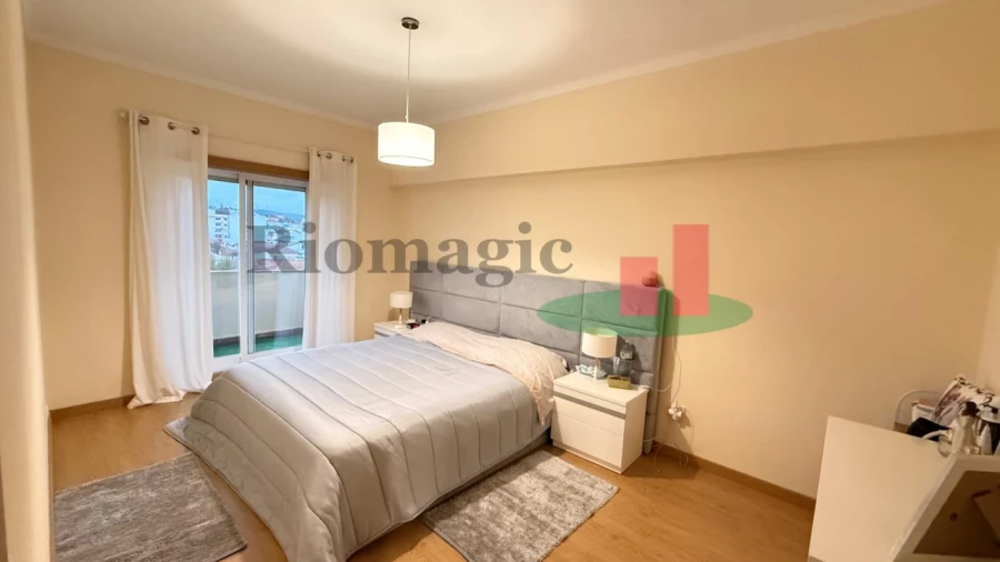 Apartamento T4 para Venda em Rio Maior Foto 18