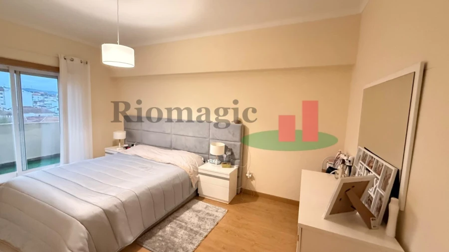Apartamento T4 para Venda em Rio Maior Foto 19