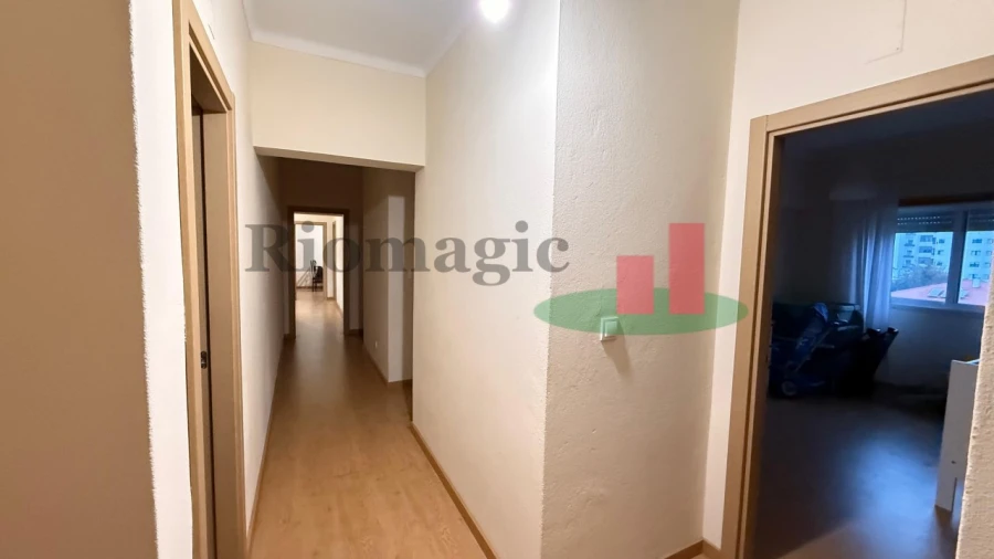Apartamento T4 para Venda em Rio Maior Foto 24