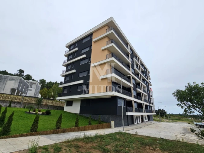 Apartamento T2 para Venda em Darque Foto 2