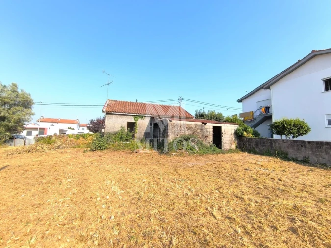 Moradia T2 para Venda em Barroselas e Carvoeiro Foto 3