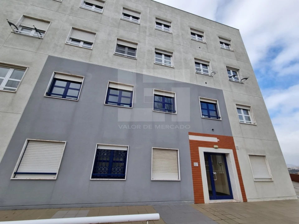 Apartamento T2 para Venda em Venteira Foto 25