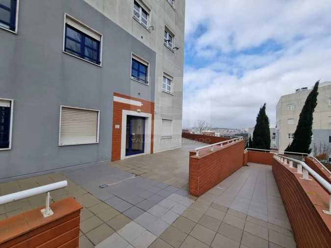 Apartamento T2 para Venda em Venteira Foto 28