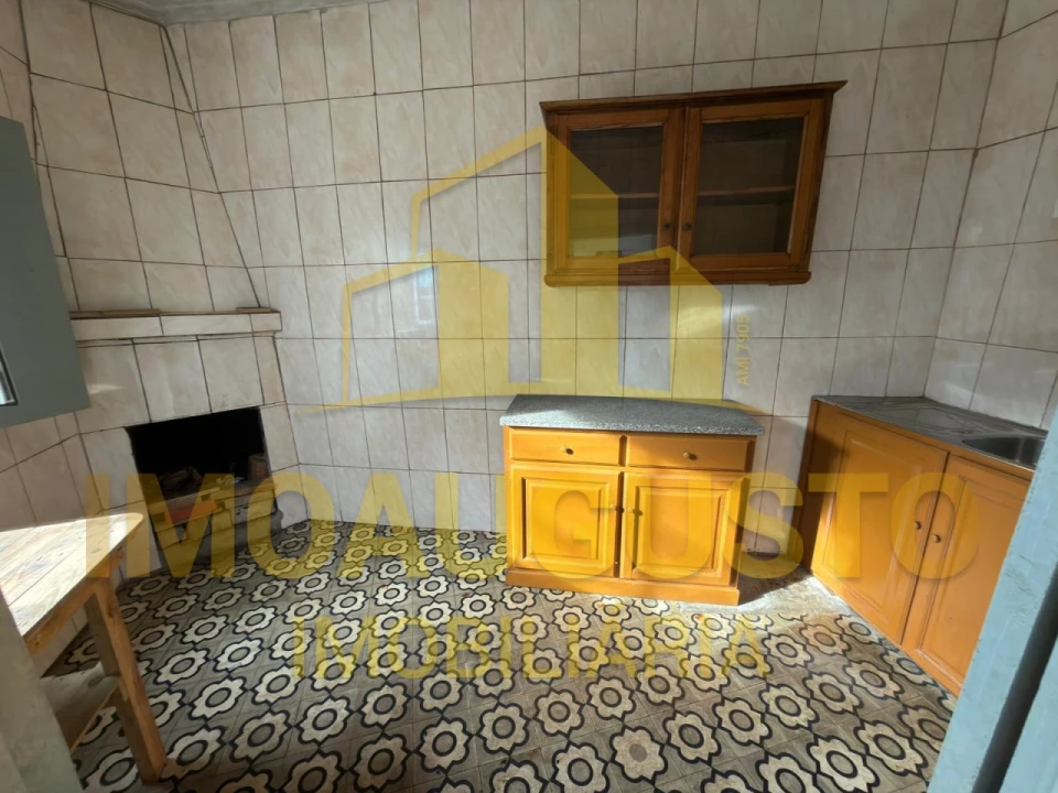 Moradia T2 para Venda em São Pedro e Santa Maria e Vila Boa do Mondego Foto 4