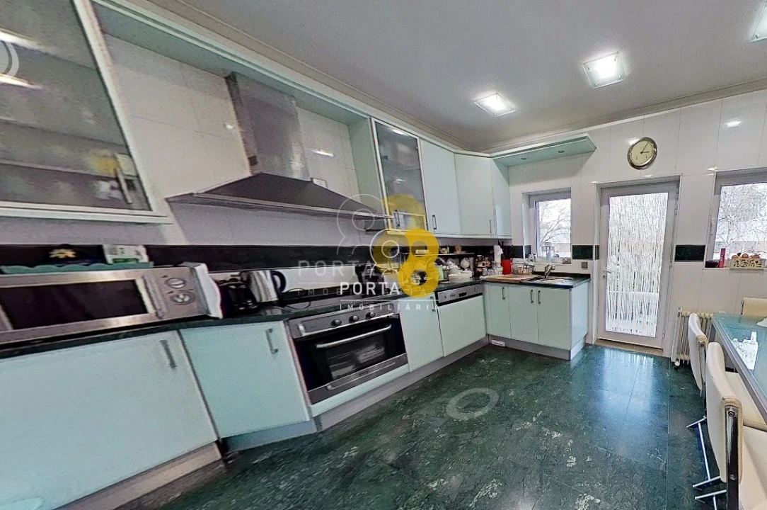 Moradia T4 para Venda em Custóias, Leça do Balio e Guifões Foto 3