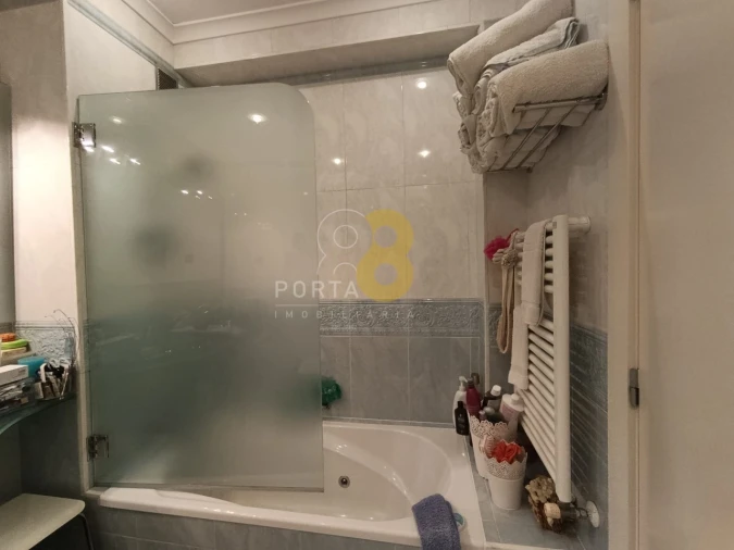 Moradia T4 para Venda em Custóias, Leça do Balio e Guifões Foto 27