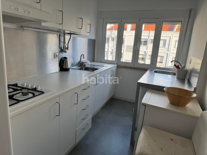 Apartamento T2 para Venda em São Domingos de Benfica Foto 4