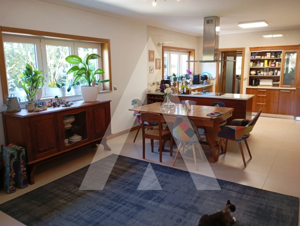 Moradia T6 para Venda em Palhaça Foto 12