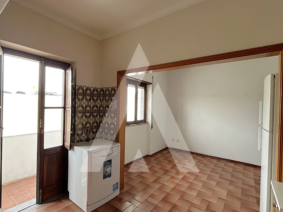 Apartamento T4 para Venda em Bacelo e Senhora da Saúde Foto 7
