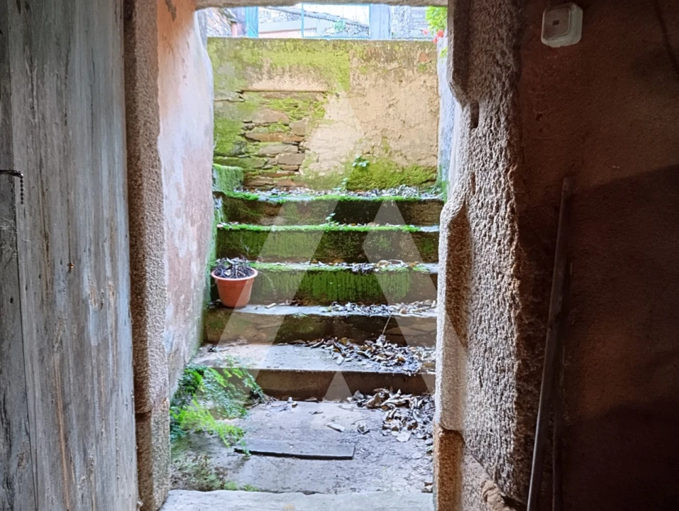 Moradia T3 para Arrendamento em São João do Monte e Mosteirinho Foto 16