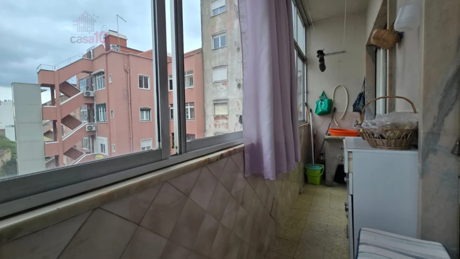 Apartamento T2 para Venda em São Vicente Foto 6