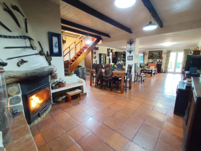 Quinta T4 para Venda em Colares Foto 22