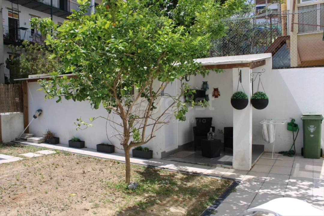 Apartamento T3 para Venda em Arroios Foto 12