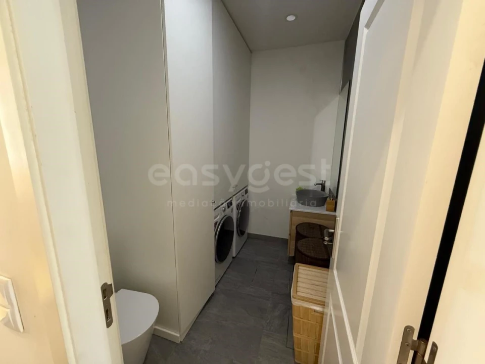 Apartamento T3 para Venda em Arroios Foto 29