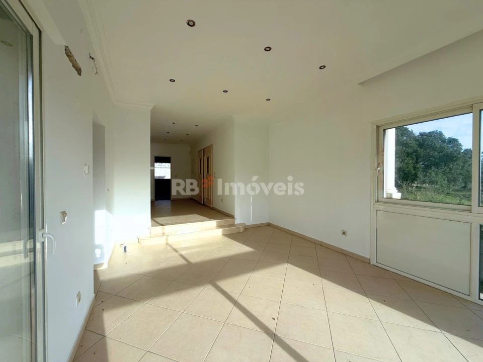 Moradia T3 para Venda em Além da Ribeira e Pedreira Foto 17