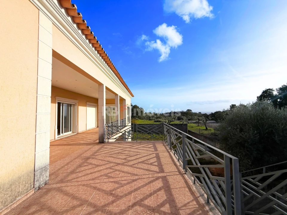 Moradia T3 para Venda em Além da Ribeira e Pedreira Foto 21