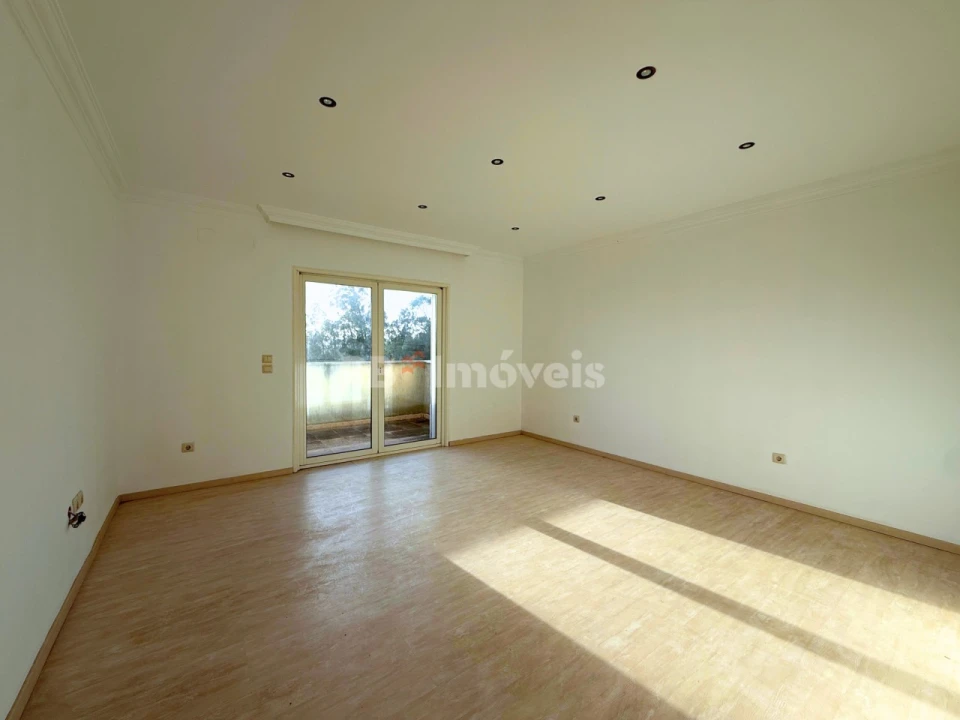 Moradia T3 para Venda em Além da Ribeira e Pedreira Foto 47