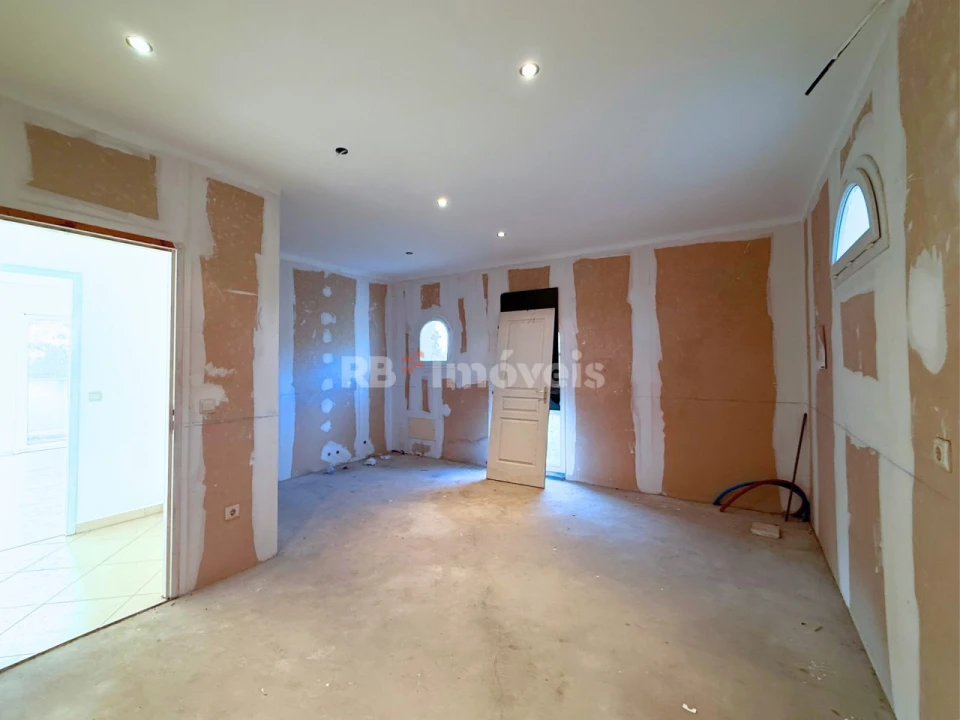 Moradia T3 para Venda em Além da Ribeira e Pedreira Foto 50