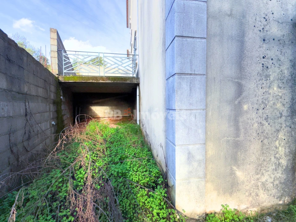 Moradia T3 para Venda em Além da Ribeira e Pedreira Foto 70