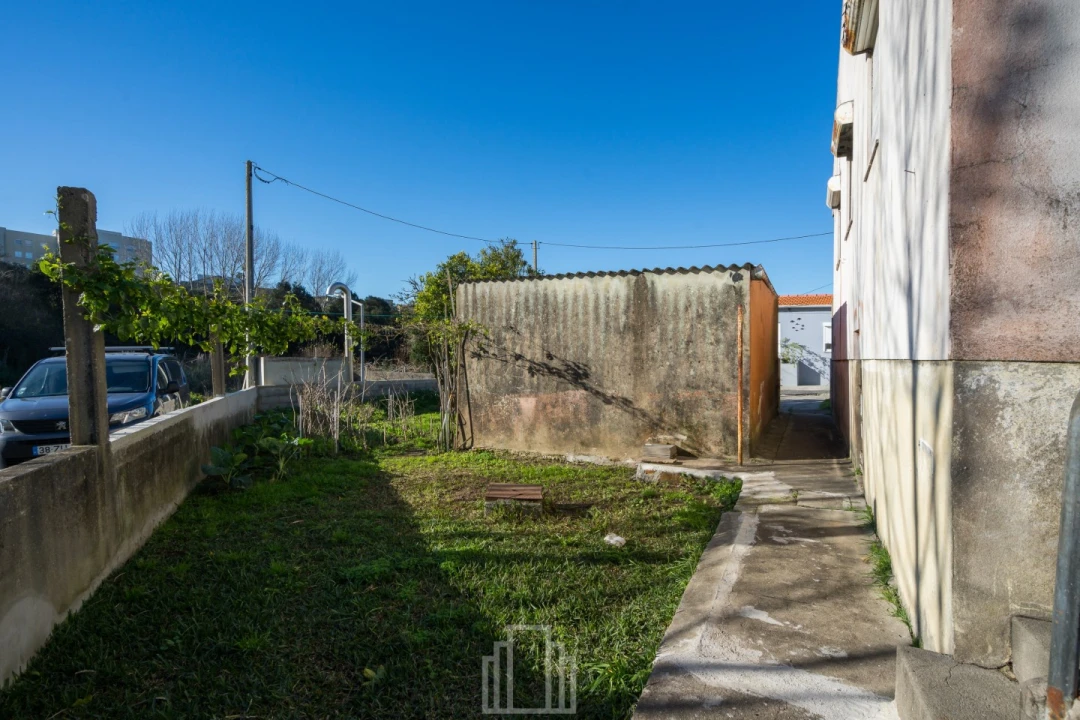 Moradia T3 para Venda em Anta e Guetim Foto 3