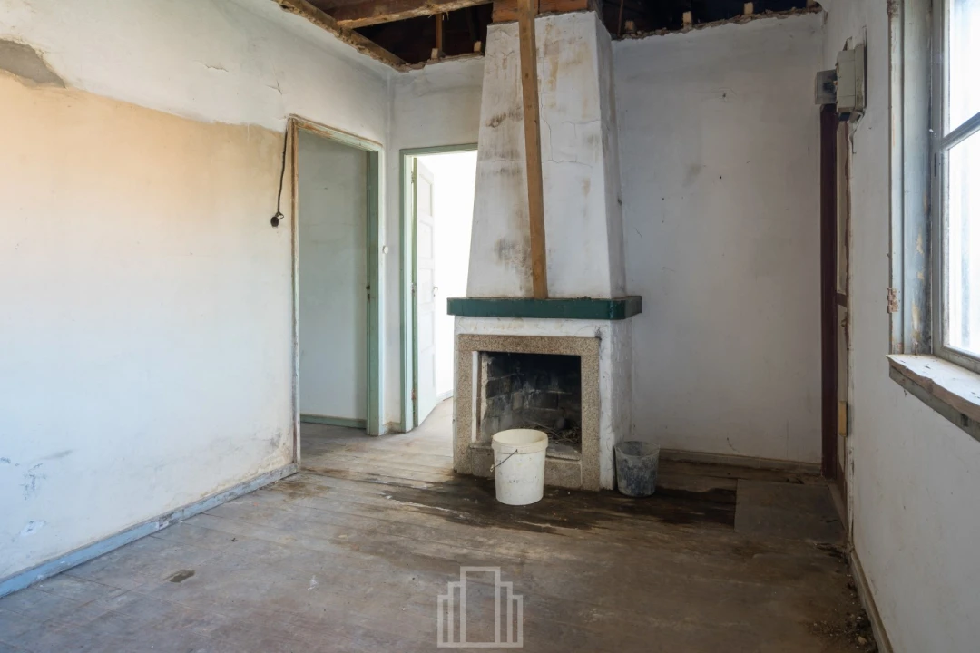 Moradia T3 para Venda em Anta e Guetim Foto 4