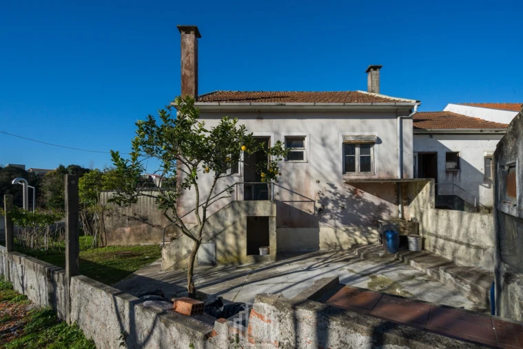 Moradia T3 para Venda em Anta e Guetim