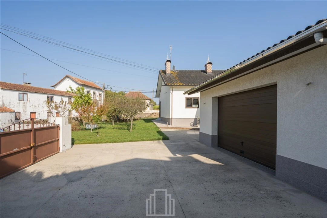 Moradia para Venda em Avanca Foto 32