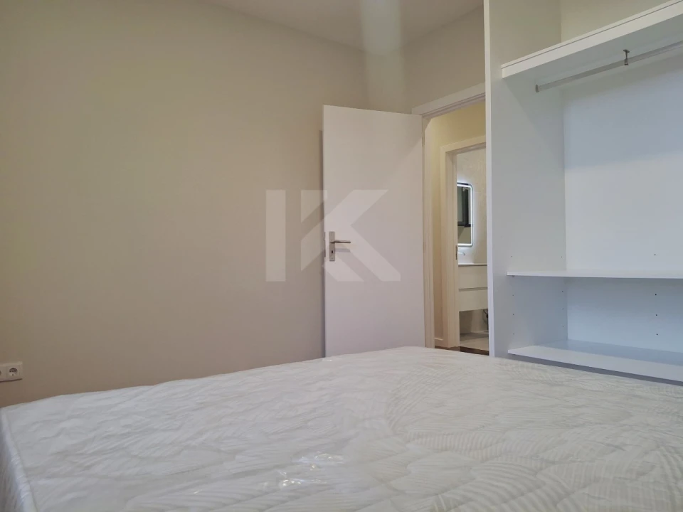 Moradia T2 para Arrendamento em Funchal (Santa Maria Maior) Foto 7