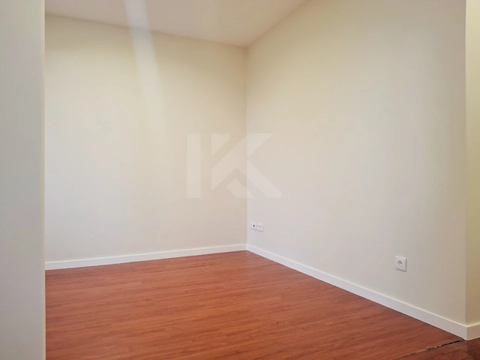 Moradia T2 para Arrendamento em Funchal (Santa Maria Maior) Foto 14