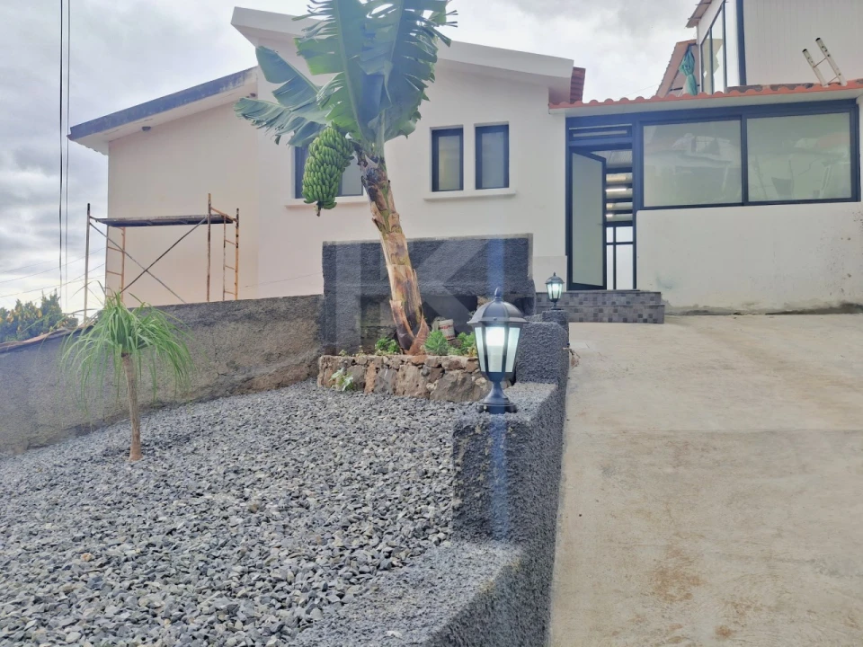 Moradia T2 para Arrendamento em Funchal (Santa Maria Maior) Foto 22